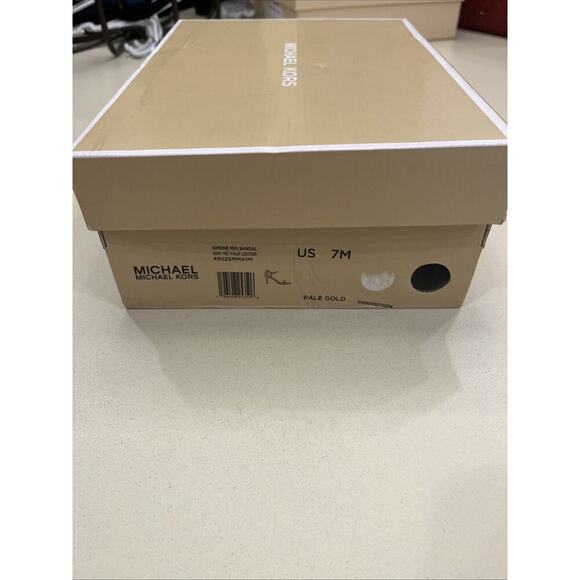 M. Michael Kors Simone Mid Sandals Heel SZ US 7 Ankle Strap Metalic Pale Gold - Picture 9 of 9